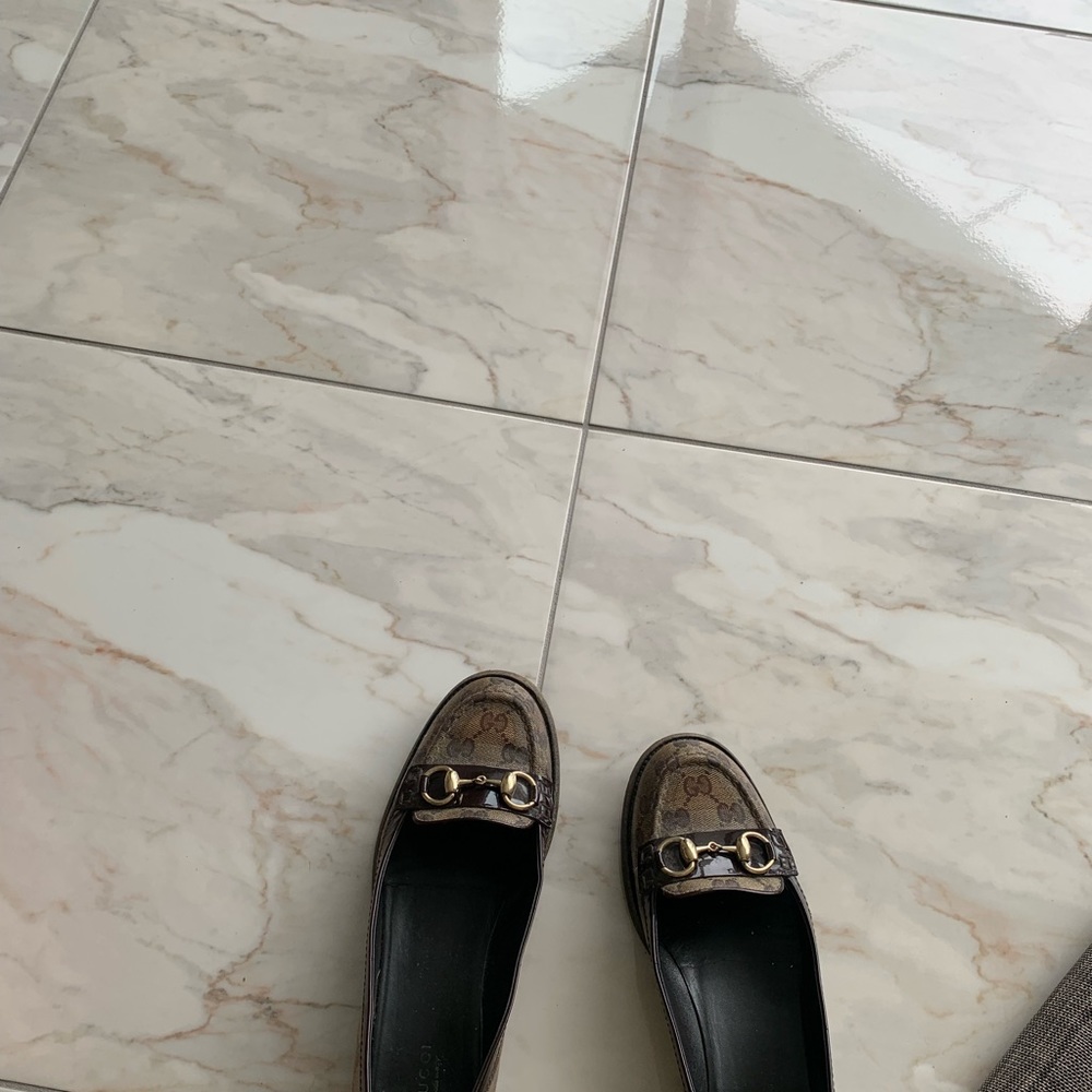 gucci shoes 9.5